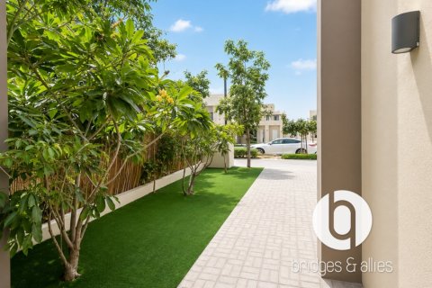 Villa à Dubai Hills Estate, Dubai, 5 chambres, 363 m², № 143779 - photo 3