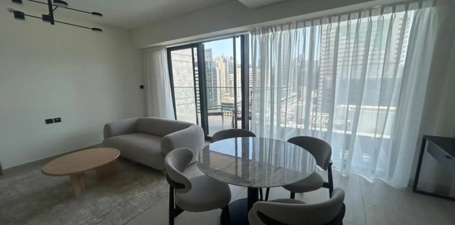Apartment in Dubai 1 bedroom, 74 sq.m. № 143610