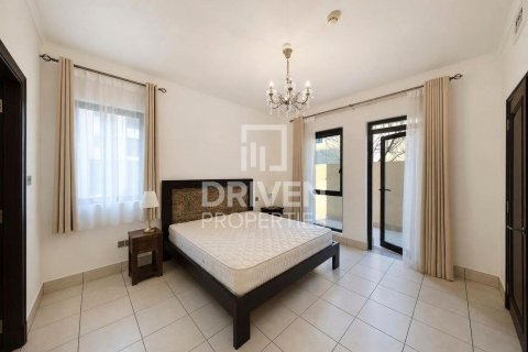 Apartamento en Downtown Dubai (Downtown Burj Dubai), Dubai, 2 dormitorios, 201.04 m², № 145374 - foto 9