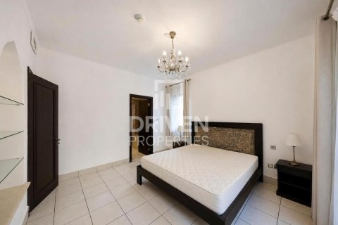 Apartamento en Downtown Dubai (Downtown Burj Dubai), Dubai, 2 dormitorios, 201.04 m², № 145374 - foto 12