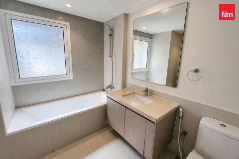 Appartement à Dubai, 2 chambres, 151.1 m², № 143686 - photo 10