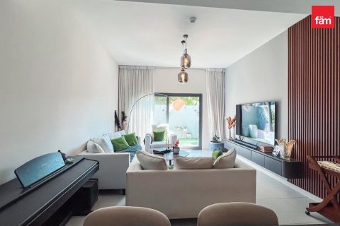Townhouse in Dubai 2 bedrooms, 129.8 sq.m. № 143457 - photo 15