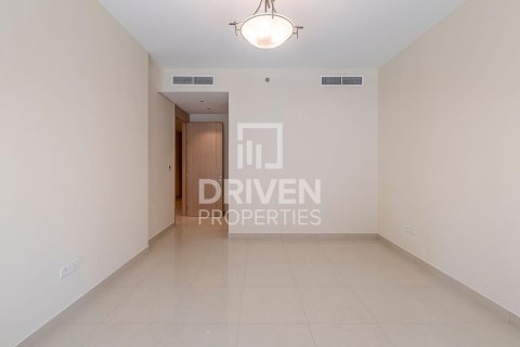 Снять в аренду квартиру в Deira, Дубай: 2 спальни, 128.76м², № 145470 - фото 11