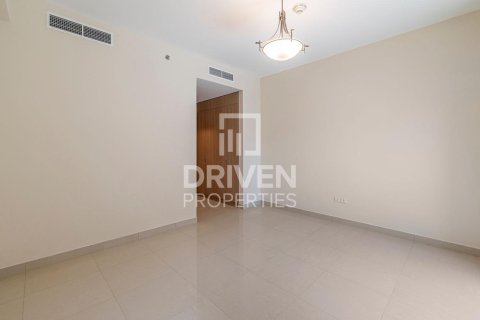 Снять в аренду квартиру в Deira, Дубай: 2 спальни, 128.76м², № 145470 - фото 6