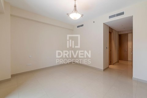 Снять в аренду квартиру в Deira, Дубай: 2 спальни, 128.76м², № 145470 - фото 8