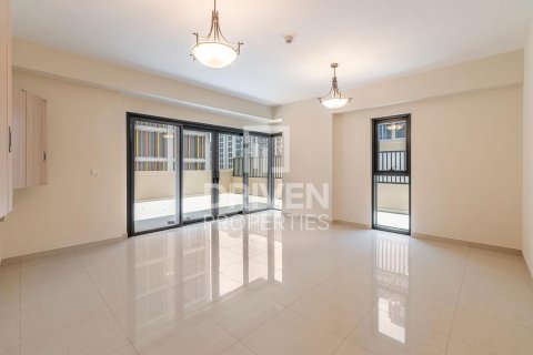 Снять в аренду квартиру в Deira, Дубай: 2 спальни, 128.76м², № 145470 - фото 3
