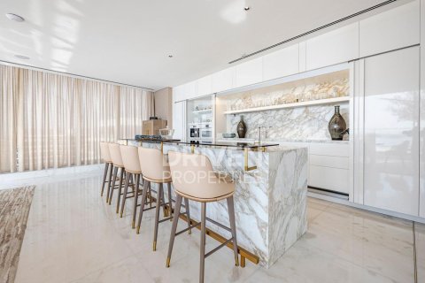 Купить квартиру в The Crescent, Пальма Джумейра, Дубай: 4 спальни, 1195.57м², № 144202 - фото 8