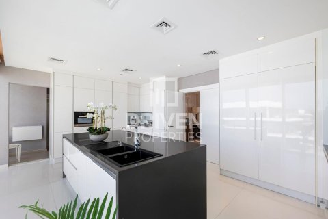 Купить квартиру в The Crescent, Пальма Джумейра, Дубай: 4 спальни, 1195.57м², № 144202 - фото 11