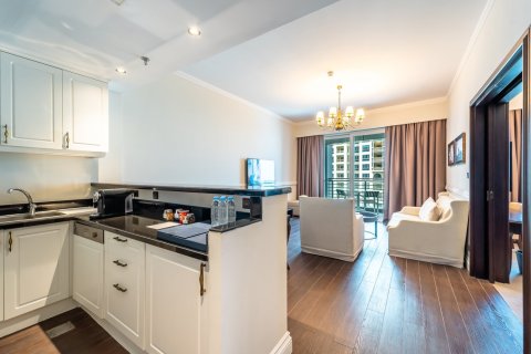 Appartement à Palm Jumeirah, Dubai, 1 chambre, 82 m², № 143543 - photo 2