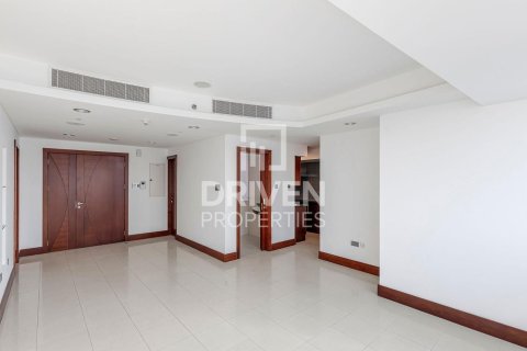 Apartment in World Trade Centre Residence, World Trade Center, Dubai 2 bedrooms, 116.04 sq.m. № 145499 - photo 3