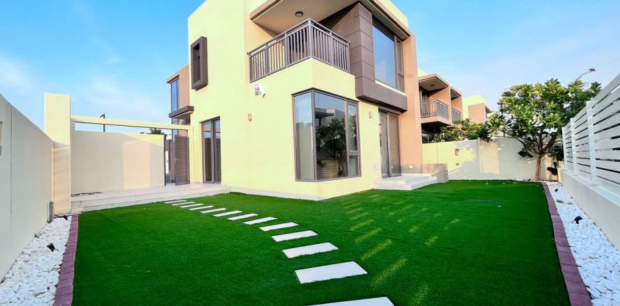 Villa in Dubai Hills Estate, Dubai 4 bedrooms, 275.1 sq.m. № 143350