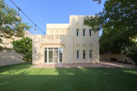 فيلا في المرابع العربية, دبي 4 غرف نوم, 360.06 م² رقم 145747 - صورة 2