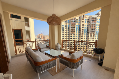 Apartment in Marina Residences 2, Palm Jumeirah, Dubai 2 bedrooms, 162.18 sq.m. № 145715 - photo 18