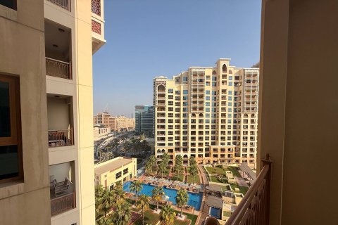 Apartment in Marina Residences 2, Palm Jumeirah, Dubai 2 bedrooms, 162.18 sq.m. № 145715 - photo 20