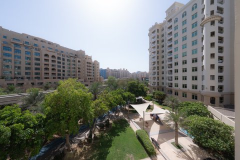 Apartment in Palm Jumeirah, Dubai 1 bedroom, 106.34 sq.m. № 145713 - photo 12
