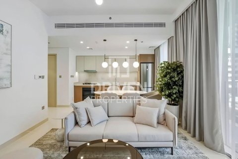 Appartement à EMAAR Beachfront, Dubai Harbour, Dubai, 1 chambre, 79.9 m², № 144472