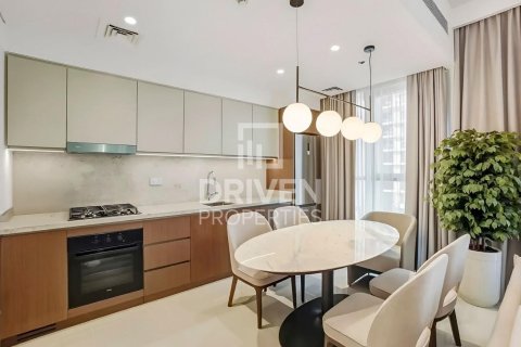 Appartement à EMAAR Beachfront, Dubai Harbour, Dubai, 1 chambre, 79.9 m², № 144472 - photo 8