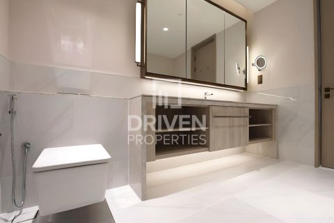 Снять в аренду квартиру в Address Harbour Point, Dubai Creek Harbour (The Lagoons), Дубай: 1 спальня, 73.39м², № 145146 - фото 13