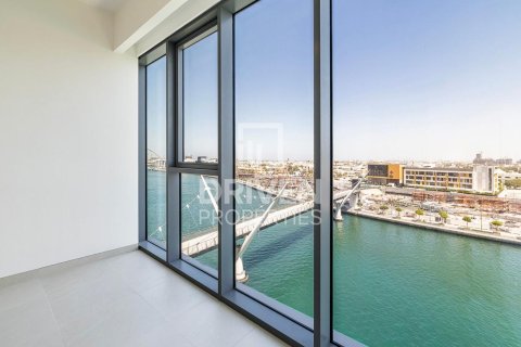 Apartment in Al Wasl, Dubai 2 bedrooms, 137.22 sq.m. № 145045 - photo 19
