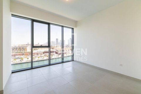 Apartment in Al Wasl, Dubai 2 bedrooms, 137.22 sq.m. № 145045 - photo 11
