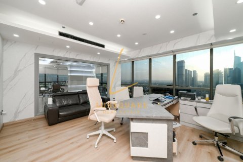 Office in Jumeirah Lake Towers, Dubai 252 sq.m. № 144080 - photo 15