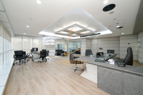 Office in Jumeirah Lake Towers, Dubai 252 sq.m. № 144080