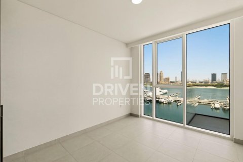 Appartement à EMAAR Beachfront, Dubai Harbour, Dubai, 3 chambres, 204.94 m², № 144235 - photo 8