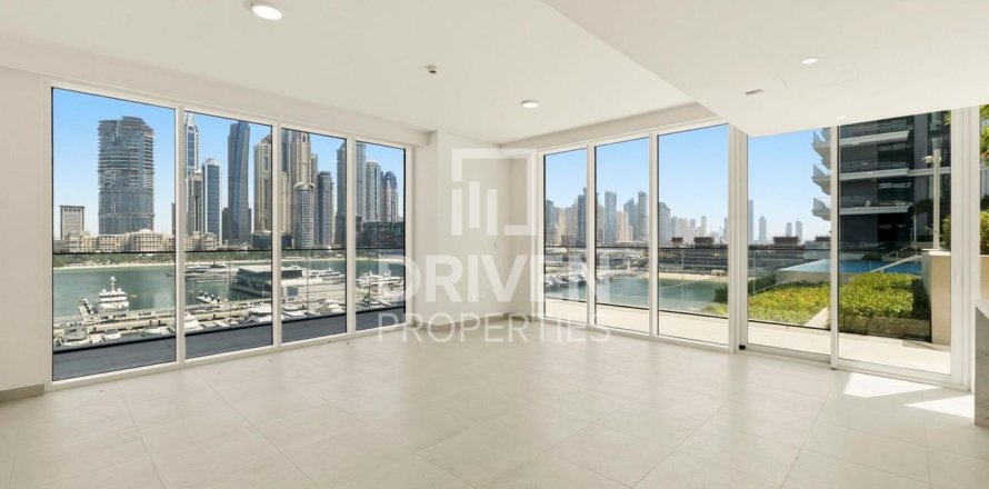 Appartement à EMAAR Beachfront, Dubai Harbour, Dubai, 3 chambres, 204.94 m², № 144235