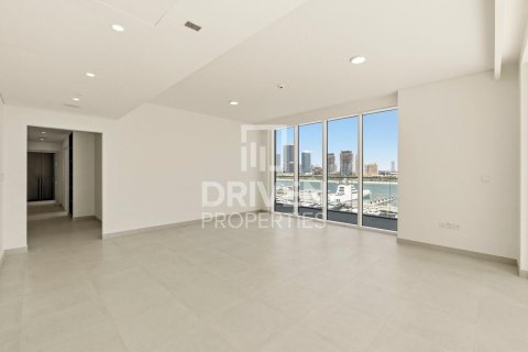 Appartement à EMAAR Beachfront, Dubai Harbour, Dubai, 3 chambres, 204.94 m², № 144235 - photo 3