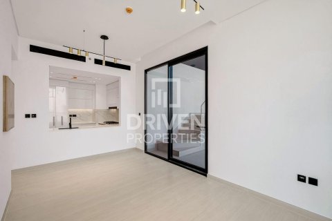 Appartement à District 15, Jumeirah Village Circle, Dubai, 2 chambres, 142.23 m², № 144946 - photo 5