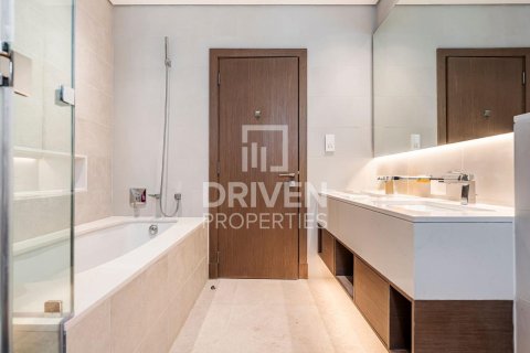 Villa in District One, Mohammed Bin Rashid City, Dubai 4 bedrooms, 700.02 sq.m. № 145168 - photo 15