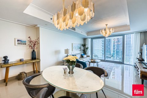 Apartment in Downtown Dubai (Downtown Burj Dubai), Dubai 2 bedrooms, 152.9 sq.m. № 143715 - photo 6