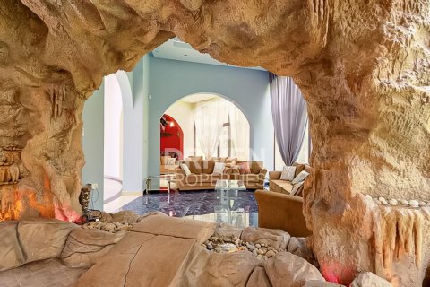 Villa in Sector E, Emirates Hills, Dubai 1723.72 sq.m. № 145154 - photo 20