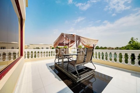 Villa in Sector E, Emirates Hills, Dubai 1723.72 sq.m. № 145154 - photo 28