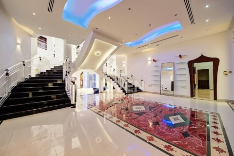 Villa in Sector E, Emirates Hills, Dubai 1723.72 sq.m. № 145154 - photo 5