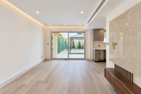 Villa in The Springs, Dubai 2 bedrooms, 156.7 sq.m. № 145723 - photo 4