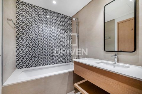 Снять в аренду квартиру в Mina Rashid, Дубай: 2 спальни, 107.95м², № 145533 - фото 13