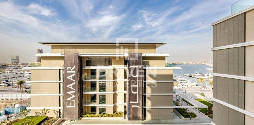 Квартира в Mina Rashid, Дубай, 2 спальни, 107.95м², № 145533