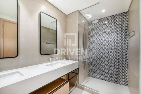 Снять в аренду квартиру в Mina Rashid, Дубай: 2 спальни, 107.95м², № 145533 - фото 12