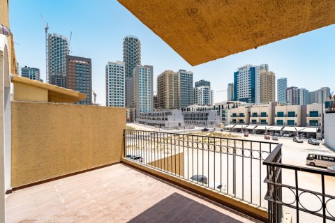Villa à Jumeirah Village Circle, Dubai, 4 chambres, 358 m², № 143603 - photo 20