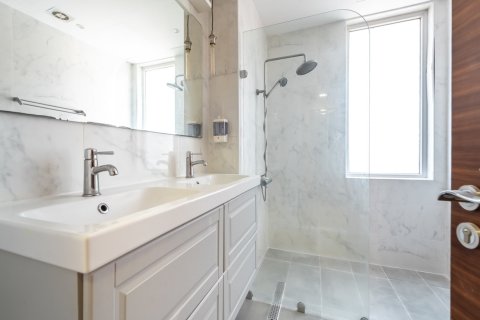 Villa à Jumeirah Village Circle, Dubai, 4 chambres, 358 m², № 143603 - photo 10