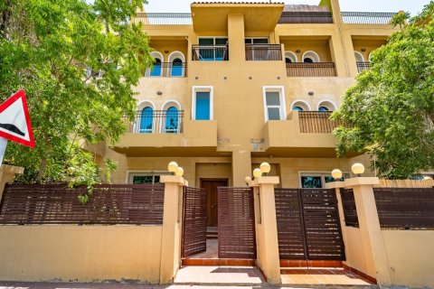 Villa à Jumeirah Village Circle, Dubai, 4 chambres, 358 m², № 143603 - photo 22