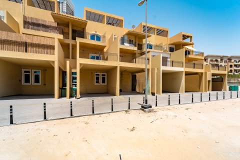 Villa à Jumeirah Village Circle, Dubai, 4 chambres, 358 m², № 143603 - photo 23