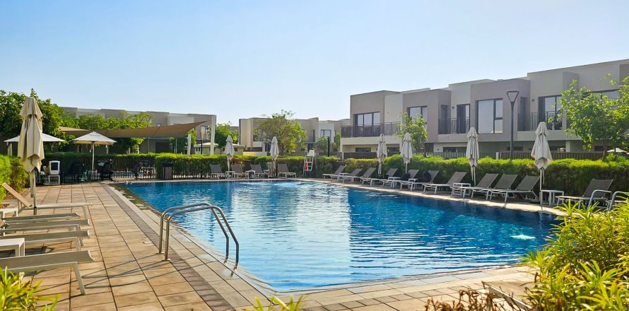 Townhouse in Dubai South (Dubai World Central), Dubai 3 bedrooms, 184.51 sq.m. № 145789