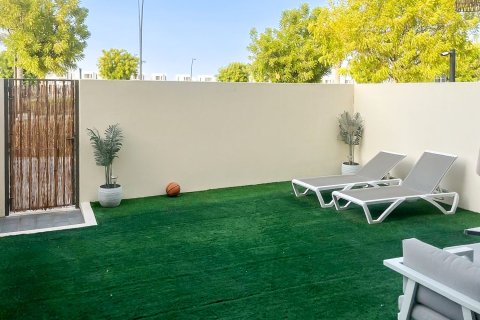 Townhouse in Dubai South (Dubai World Central), Dubai 3 bedrooms, 184.51 sq.m. № 145789 - photo 4