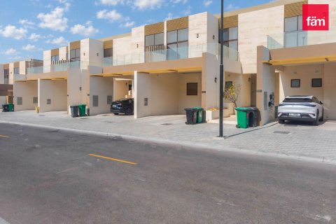 Townhouse in Dubai 4 bedrooms, 187.2 sq.m. № 145968 - photo 3