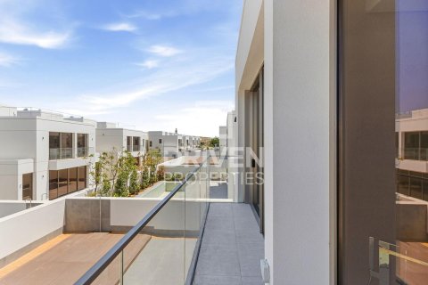 Villa en Jumeirah Park, Dubai, 5 dormitorios, 561.04 m², № 144262 - foto 26
