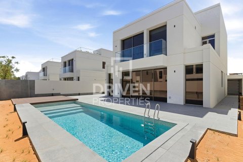 Villa en Jumeirah Park, Dubai, 5 dormitorios, 561.04 m², № 144262 - foto 3