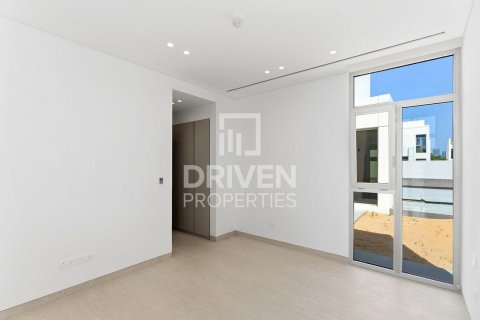 Villa en Jumeirah Park, Dubai, 5 dormitorios, 561.04 m², № 144262 - foto 13