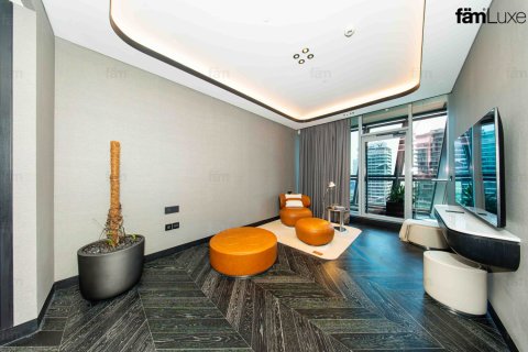 Apartment in Business Bay, Dubai 3 bedrooms, 240.8 sq.m. № 143862 - photo 15